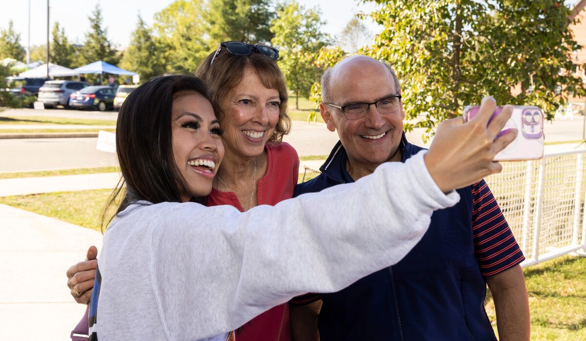 Alumni celebrate legacy and leadership during Homecoming and BOLD Weekend