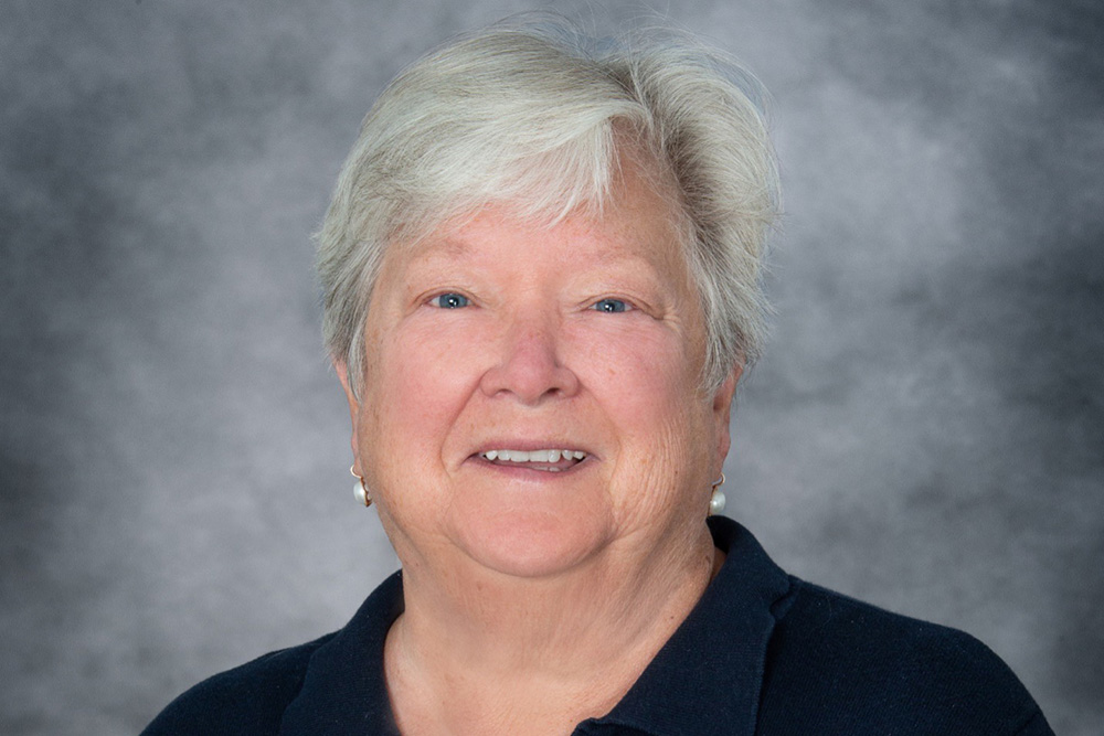 Headshot of Julie Ramsey